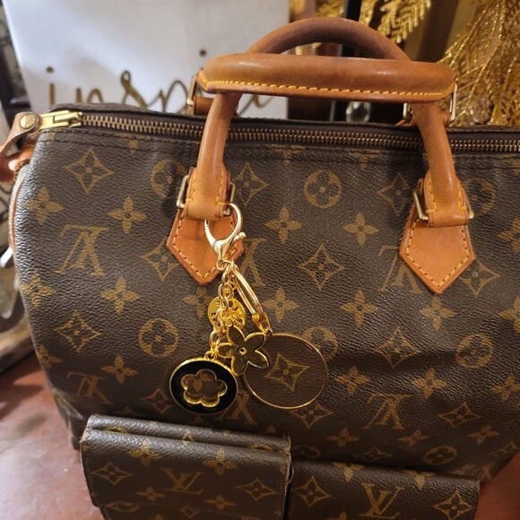 Authentic Louis Vuitton  speedy  30 - Picture 3 of 15